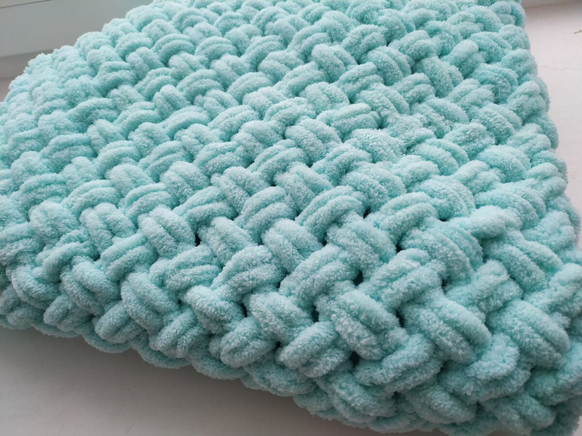 Он просто фантастически мягкий на  ощупь