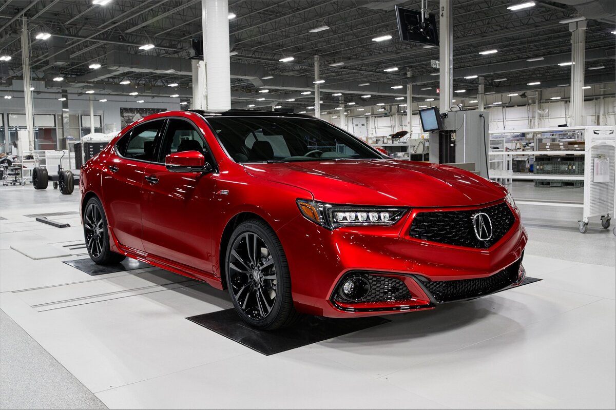 Acura TLX, листайте фото