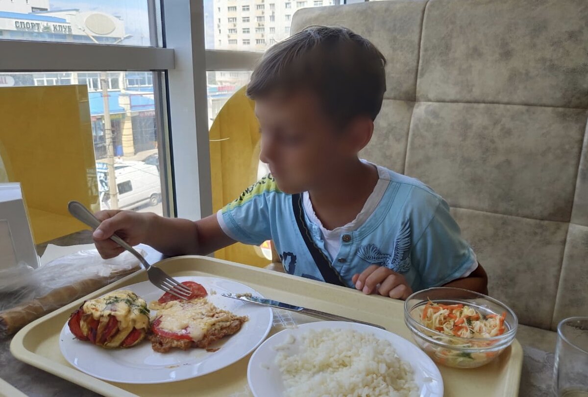 Сколько стоит поесть в столовке Крыма в 2020 году (не так уж и дорого)