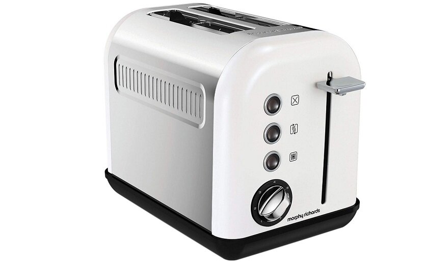 Белый красавчик:)