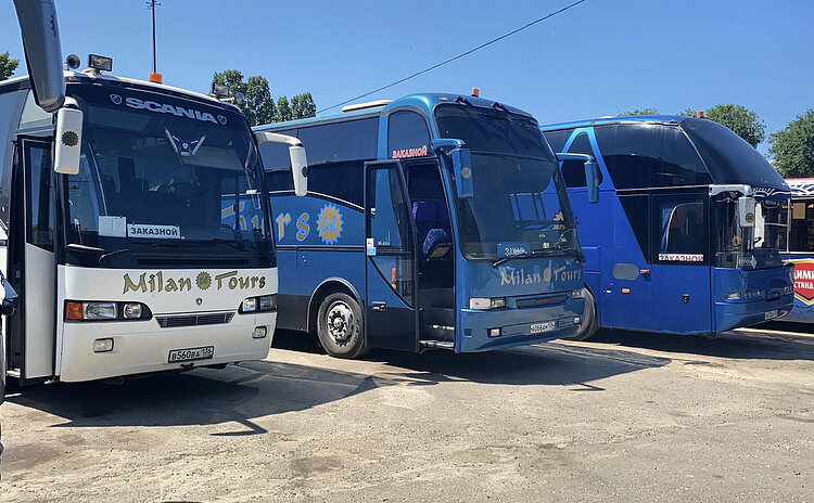 Автопарк транспортной компании Milan Tours, Воронеж (ул. Серафимовича, 32)