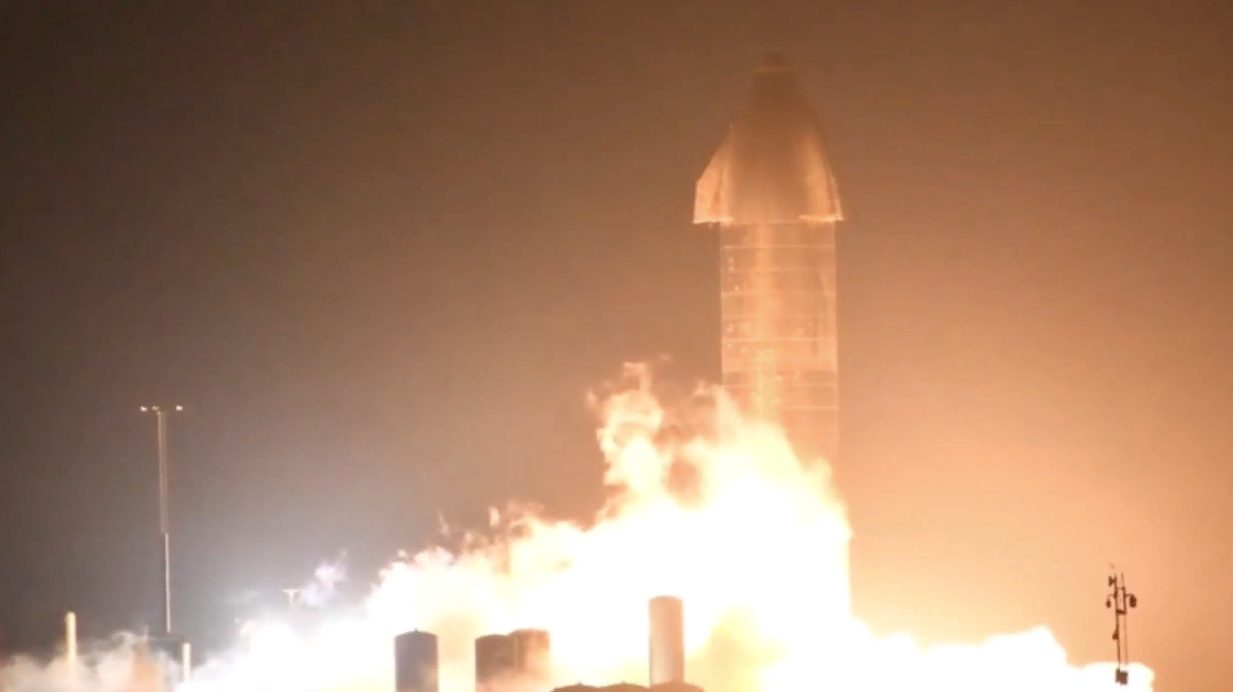 Разбилась ракета маска. Запустили ракету в окно 2014.