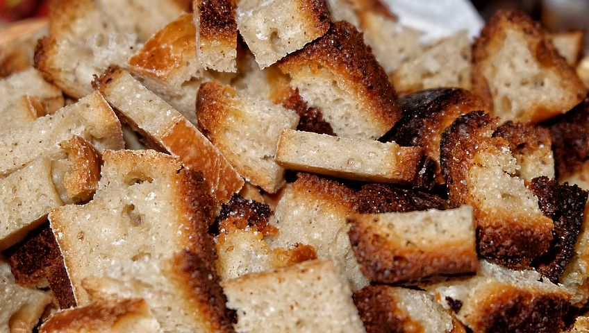 Сухарики выглядят безвредными, но это далеко не так