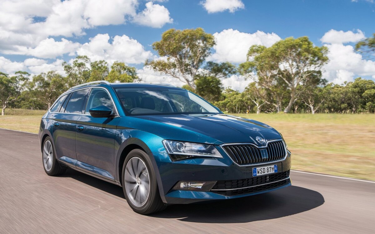 Skoda Superb sedan