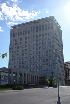 Фото взято с https://ru.m.wikipedia.org/wiki/Berkshire_Hathaway