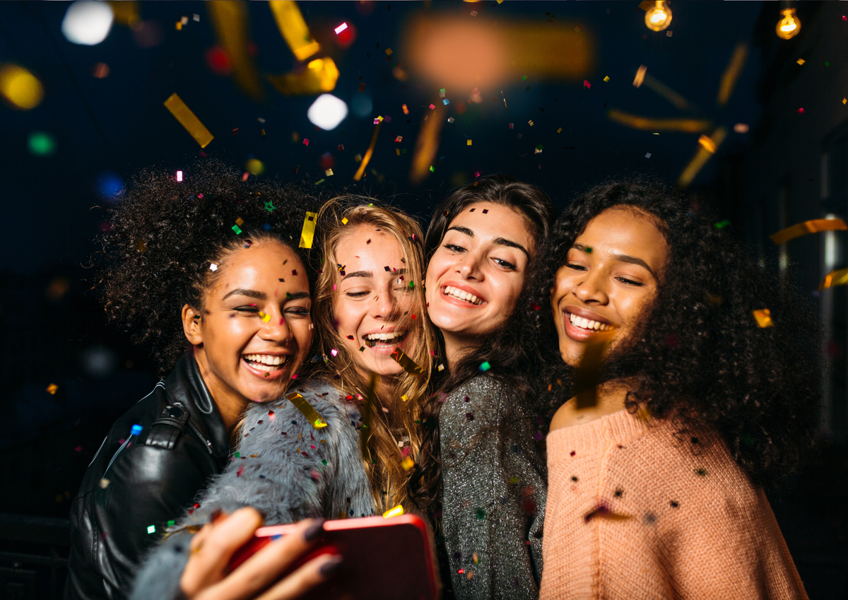 Проблема решена. Based people. Проблема решена. Based people. Разновозрастная группа людей.