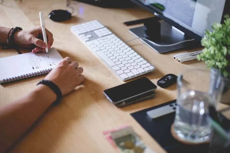 В России в 2022 году будет 247 рабочих дней. Фото: PIXNIO