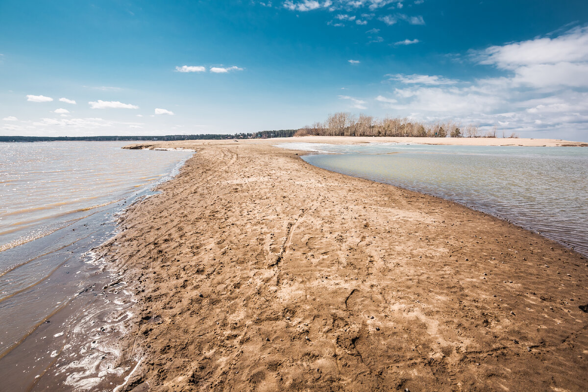 Базы отдыха обское море новосибирская область. Бердская коса Бердск. Бердский залив Новосибирск. Обской залив Бердск. Обское море Новосибирск.