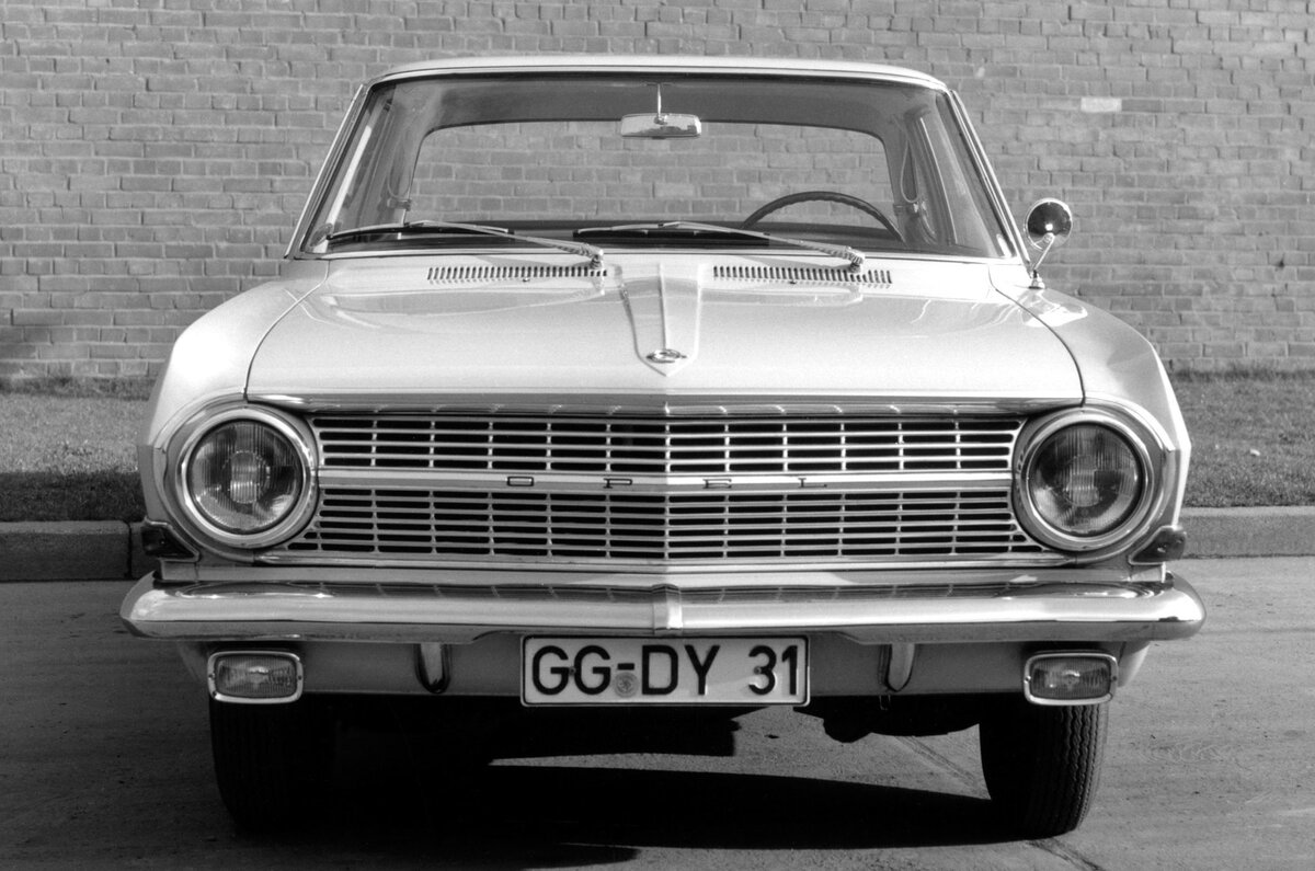 Классика н. Opel Rekord 1963. Opel Rekord Caravan 1963. Opel 1963 brand. Автомобили Opel Rekord 1962 года.