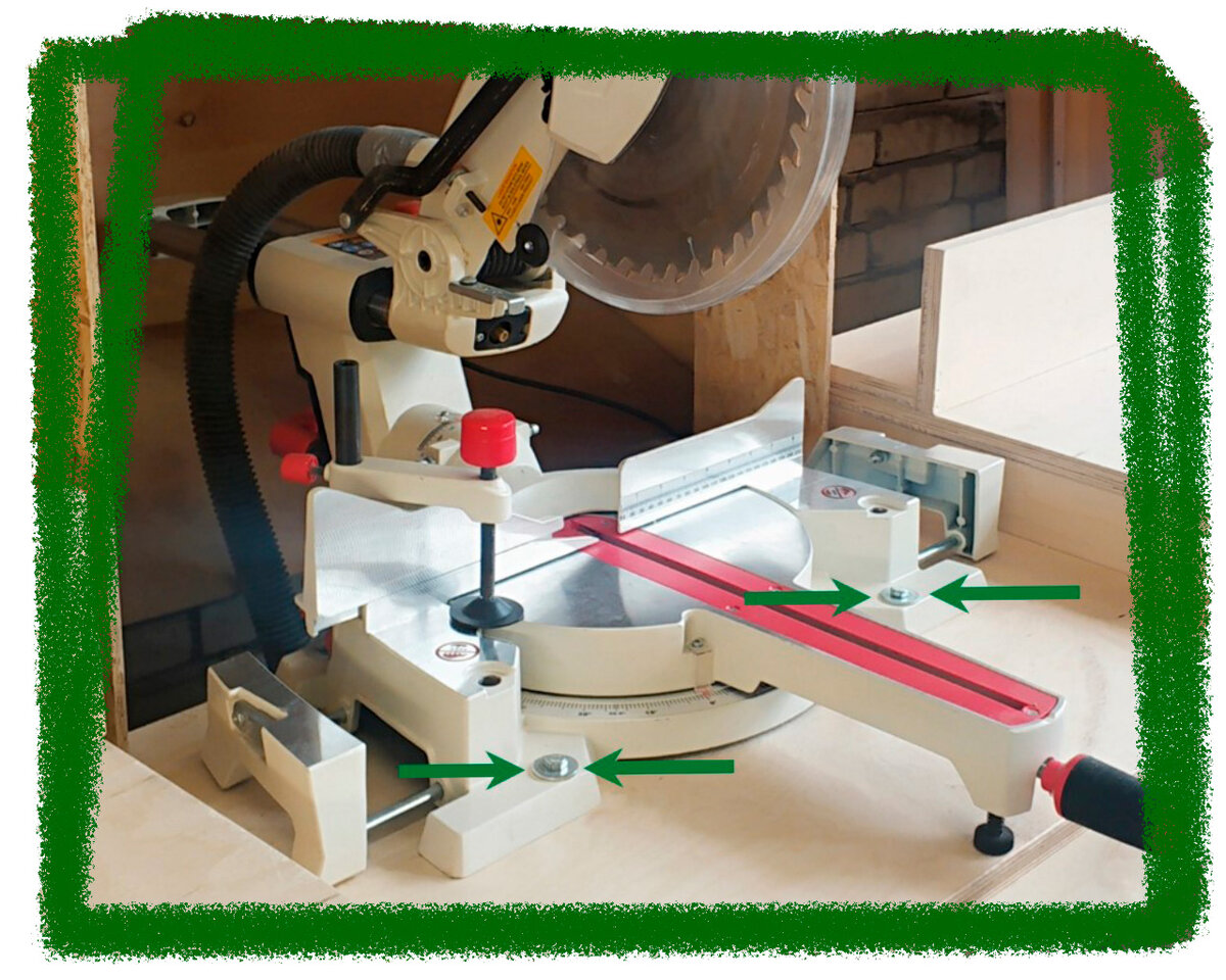 Крепление дисковой пилы к столу