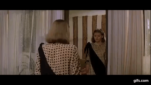 Преобразившаяся, похорошевшая Надя. Научившаяся видеть в себе прекрасное.