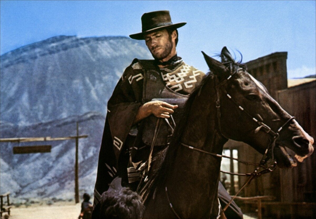 Лучший ковбой запада. Клинт Иствуд ковбой. Клинт Иствуд хороший плохой злой. Клинт Иствуд на лошади. Клинт Иствуд 1966.
