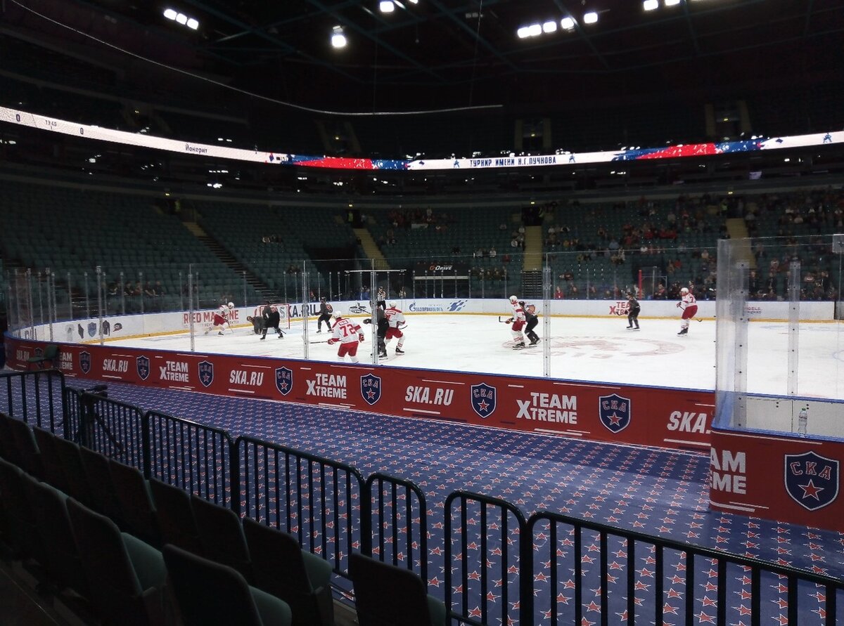 Ска у ледового спб. Ледовый дворец санкт петербург 10 января. Ледовый дворец, пр. Ледовый дворец ска санкт-петербург. Ледовый дворец санкт-петербург кубок петра.