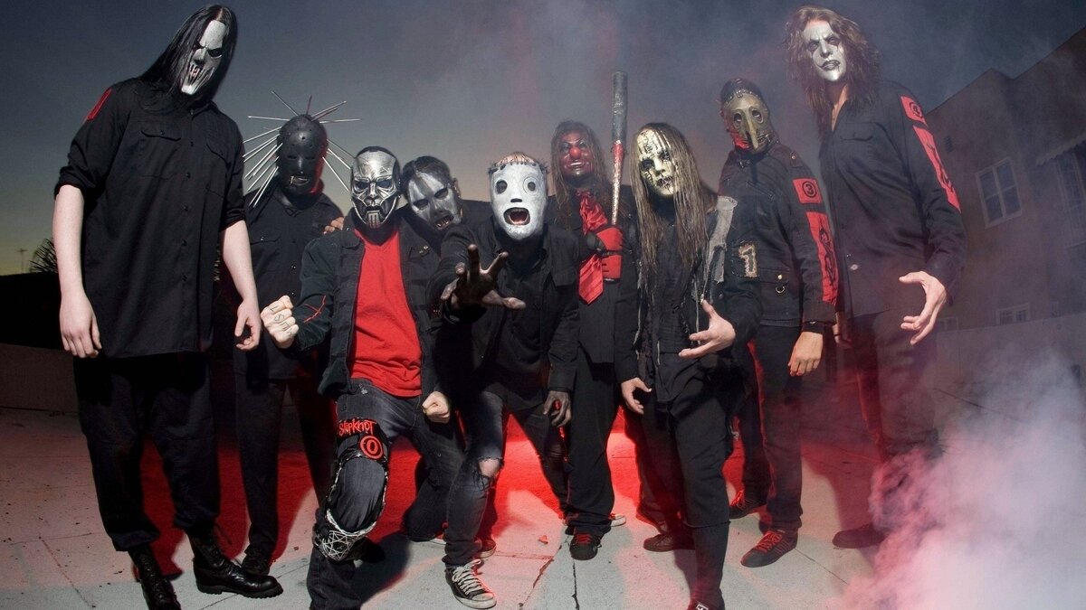 Slipknot в 2018 году. Еще с Феном.