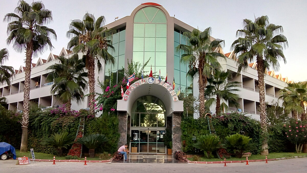 Grand Viking 4*