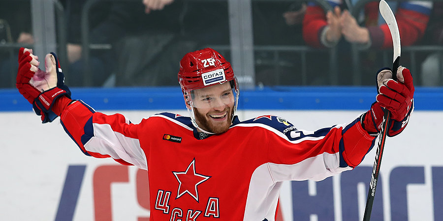  Михаил Григоренко / Фото: © КХЛ / Владимир БеззубовФорвард московских армейцев – о шести победах кряду, всплеске личной результативности и новогодних праздниках.
