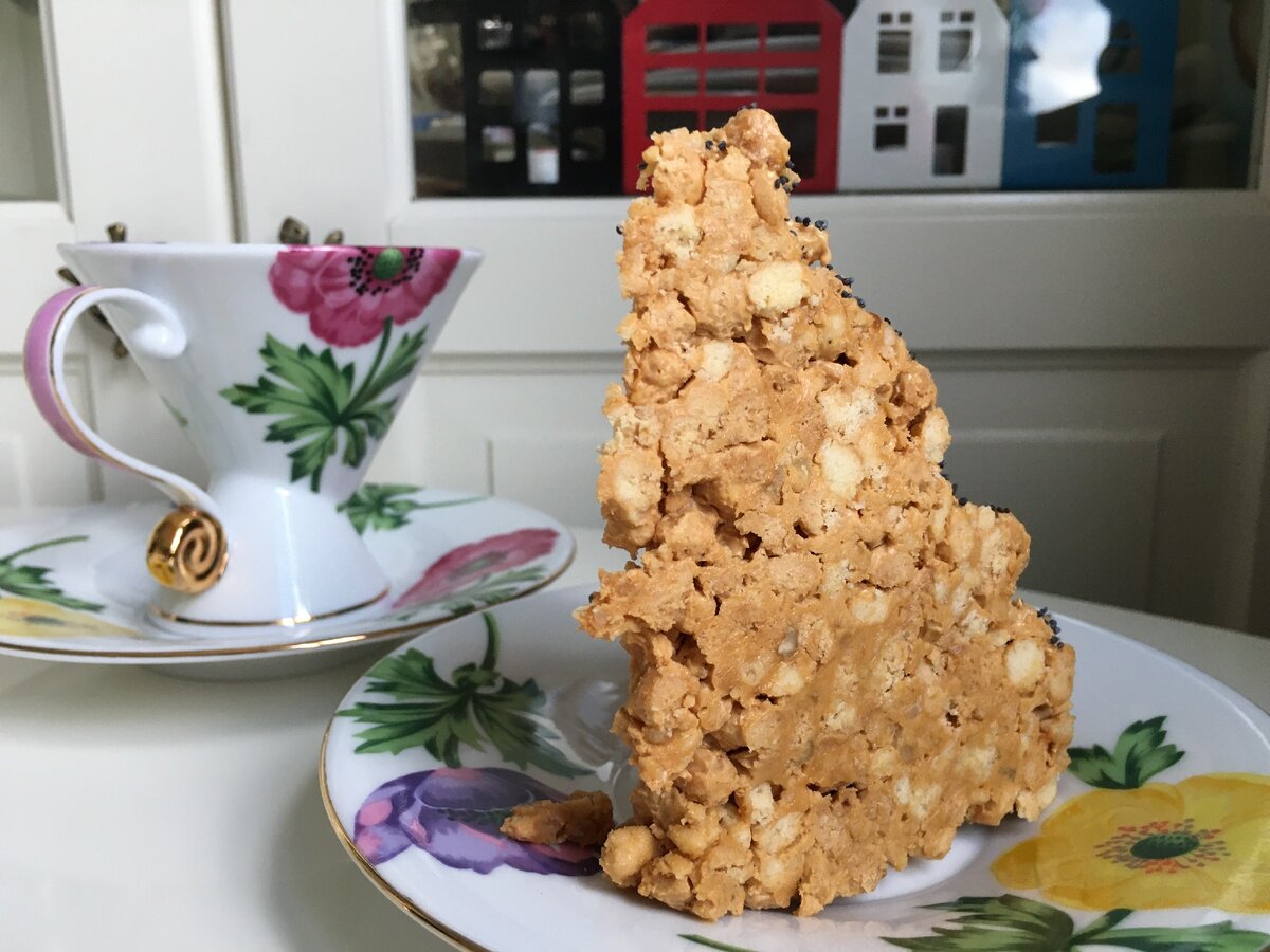 Кусочек муравейника.