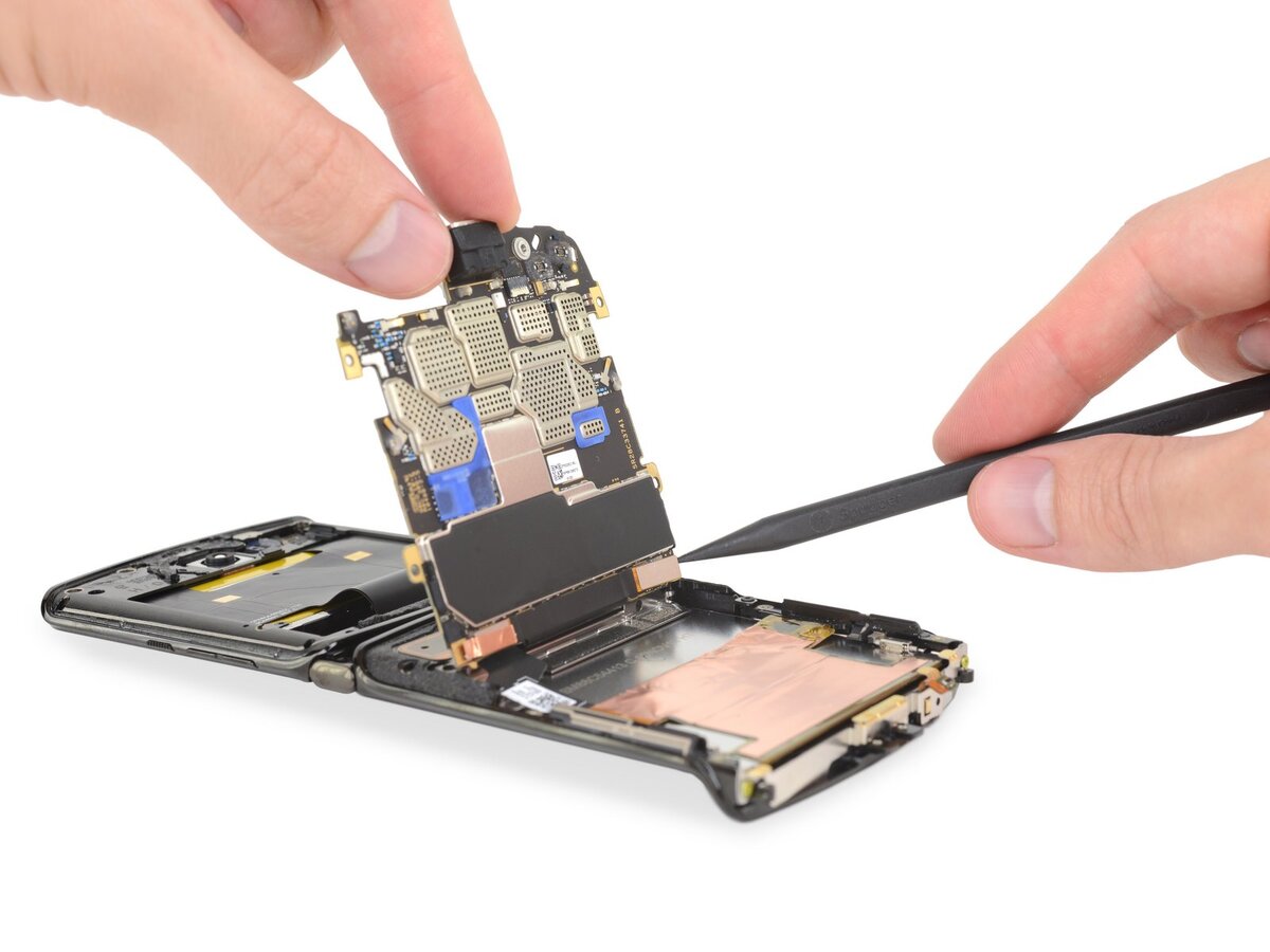 Новый разобрать. Motorola RAZR Teardown.