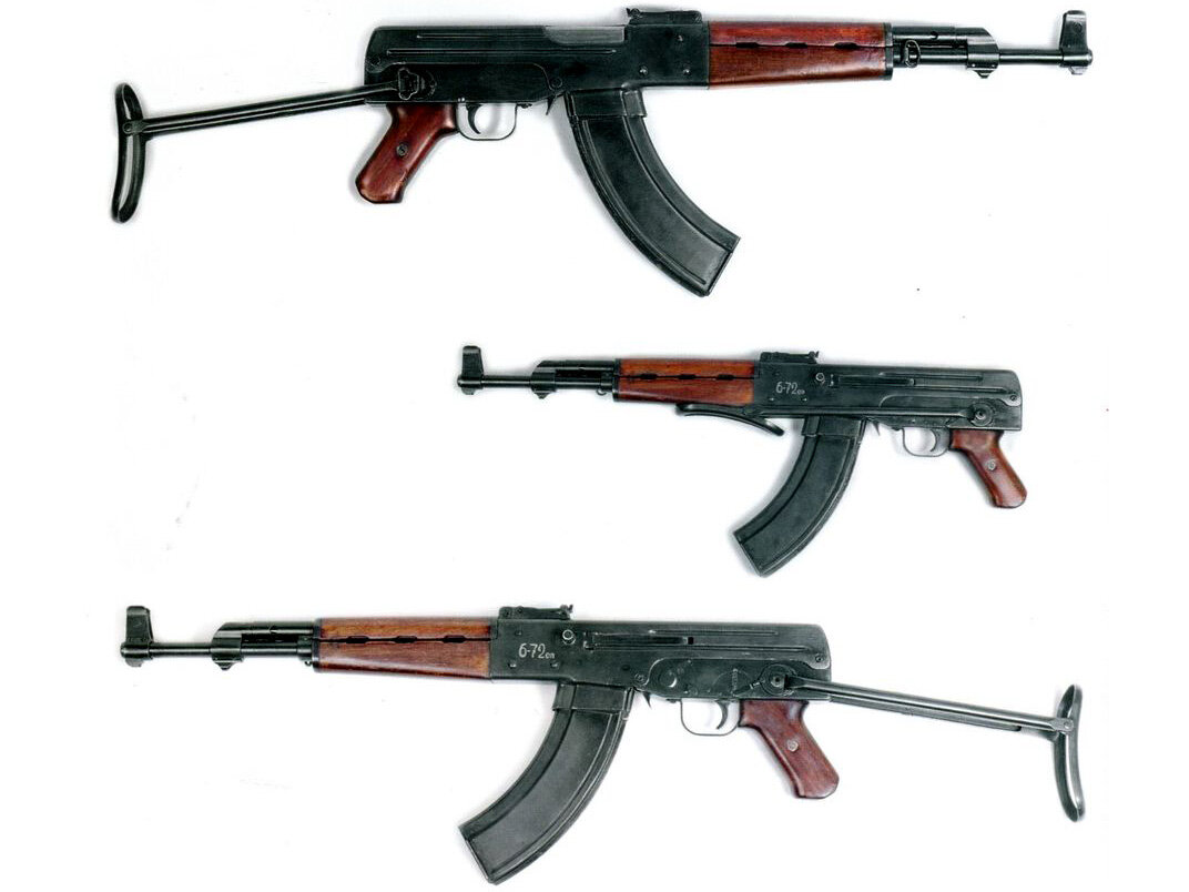 Начало ака. Ак46 Калашникова. АК-46 автомат. АК 47 со складным прикладом. АК-46 И STG-44.