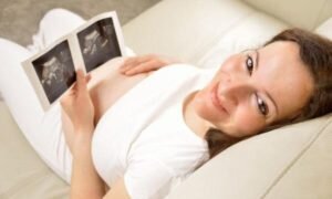 На 11 неделе будущая мама становится повеселее :-)