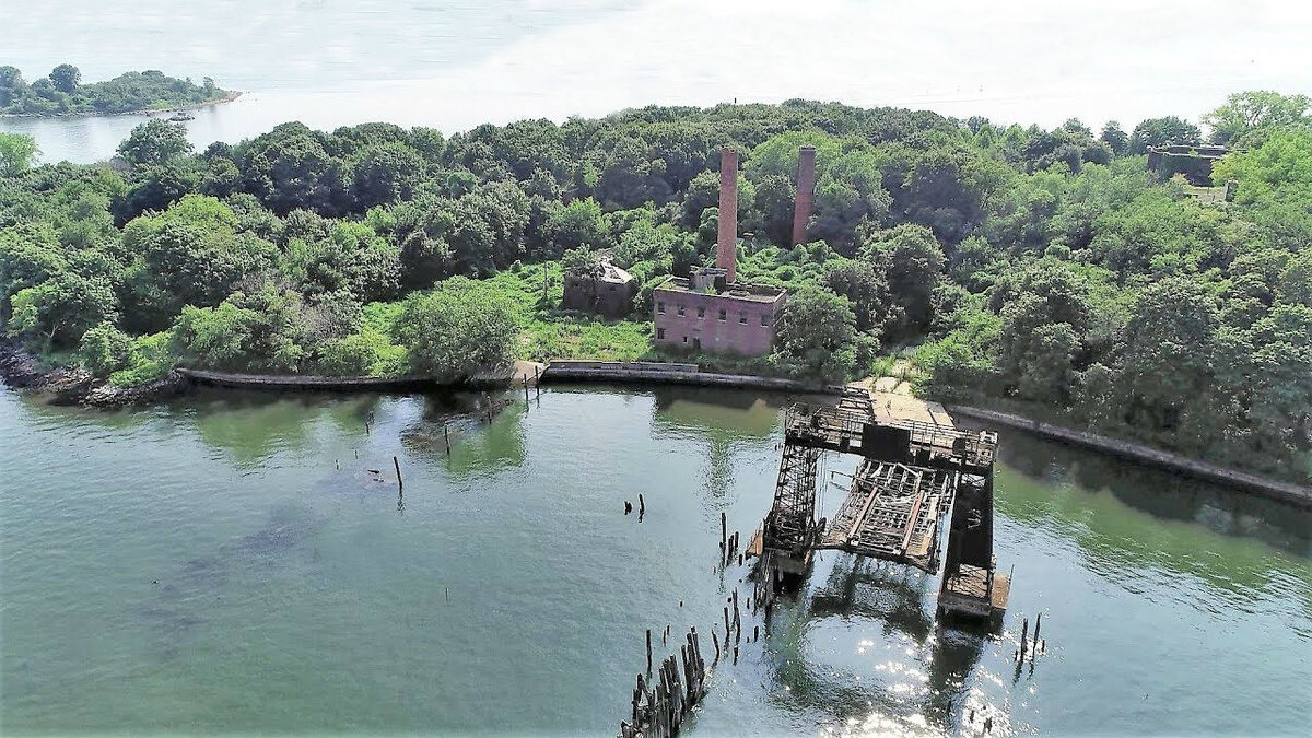 Норт бразер нью йорк. Остров норт-бразер. 13. Норт бразер. Остров норт-бразер, нью-йорк, сша.