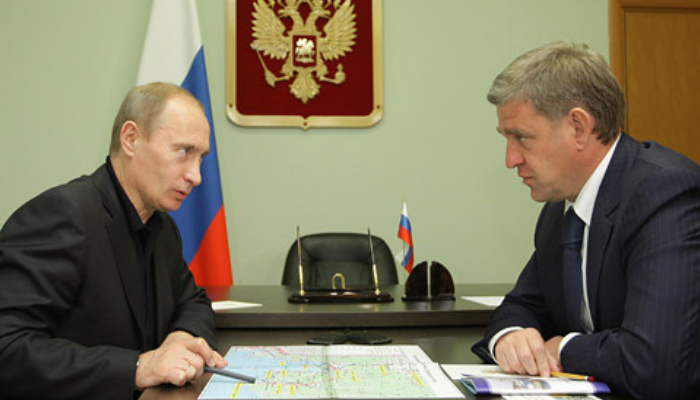 Фото:   premier.gov.ru, Приморский олигарх поднимался высоко, но сейчас это можно сказать только о его финансовом, а не политическом положении