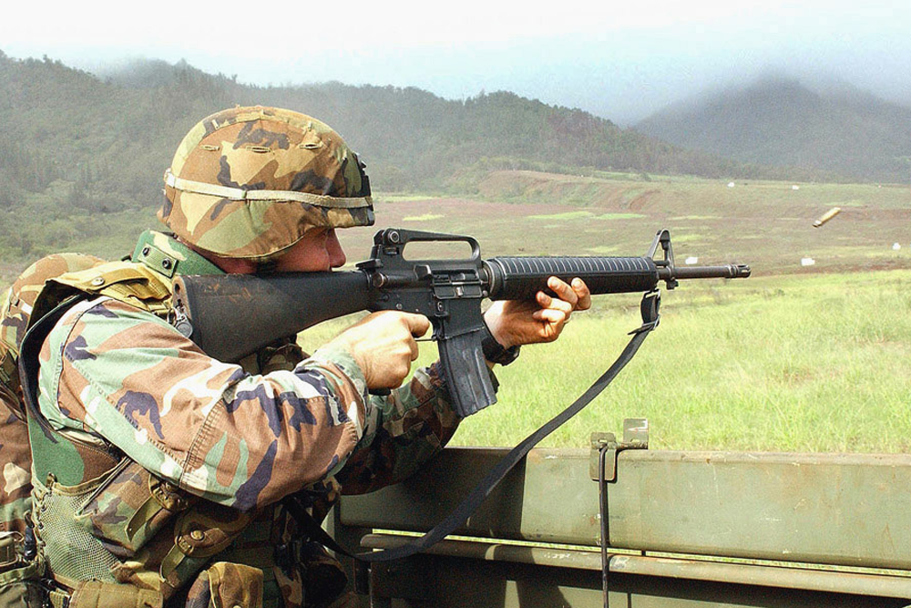 M16 винтовка. M16 винтовка во Вьетнаме. Винтовка м16 во Вьетнаме. Штурмовая винтовка м16. М 16 ру