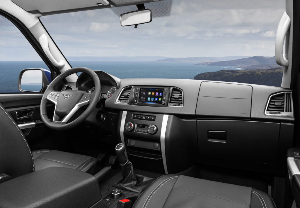 Обновленный интерьер UAZ Pickup (фото renault-espace.ru/