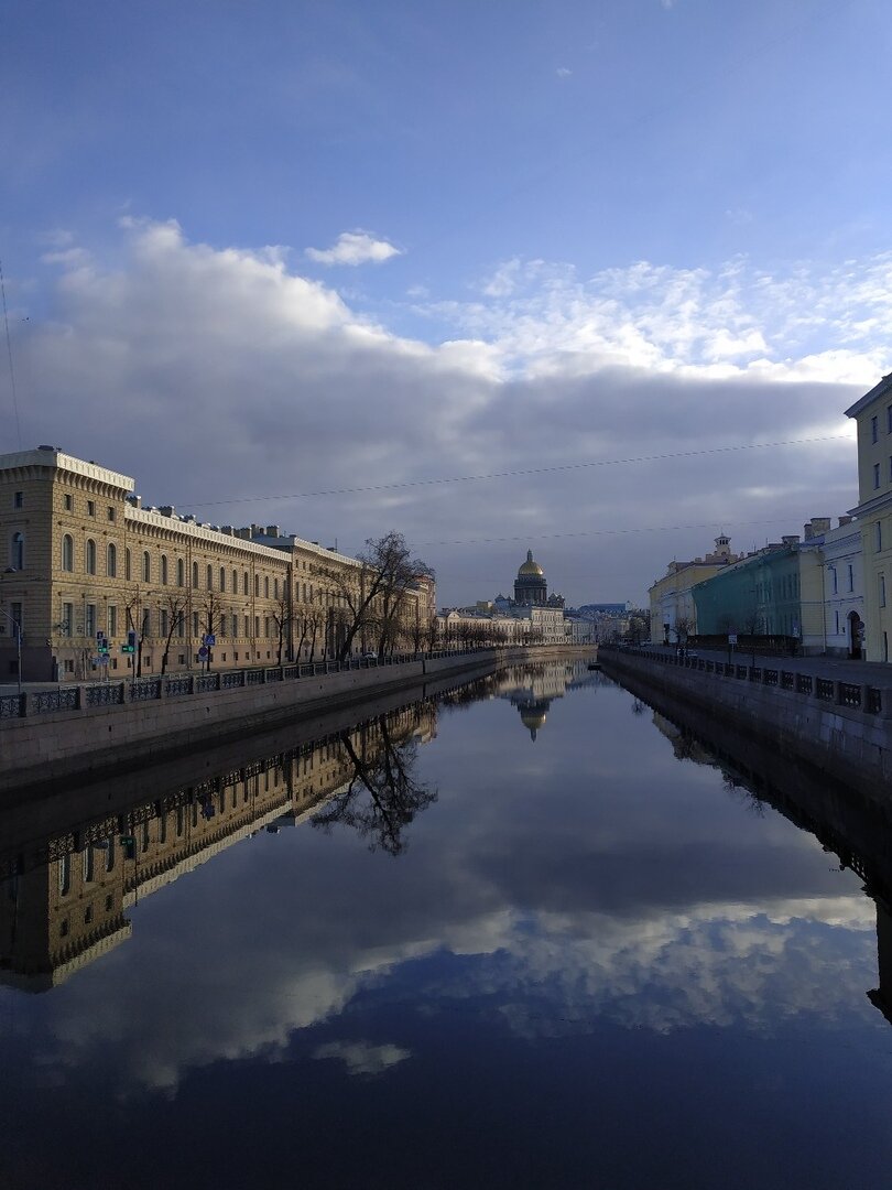 Вид с Поцелуева моста