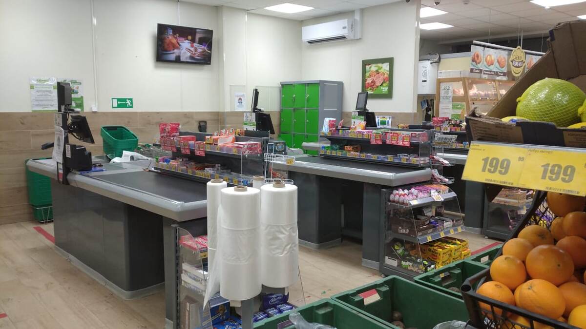 Пустота у всех касс