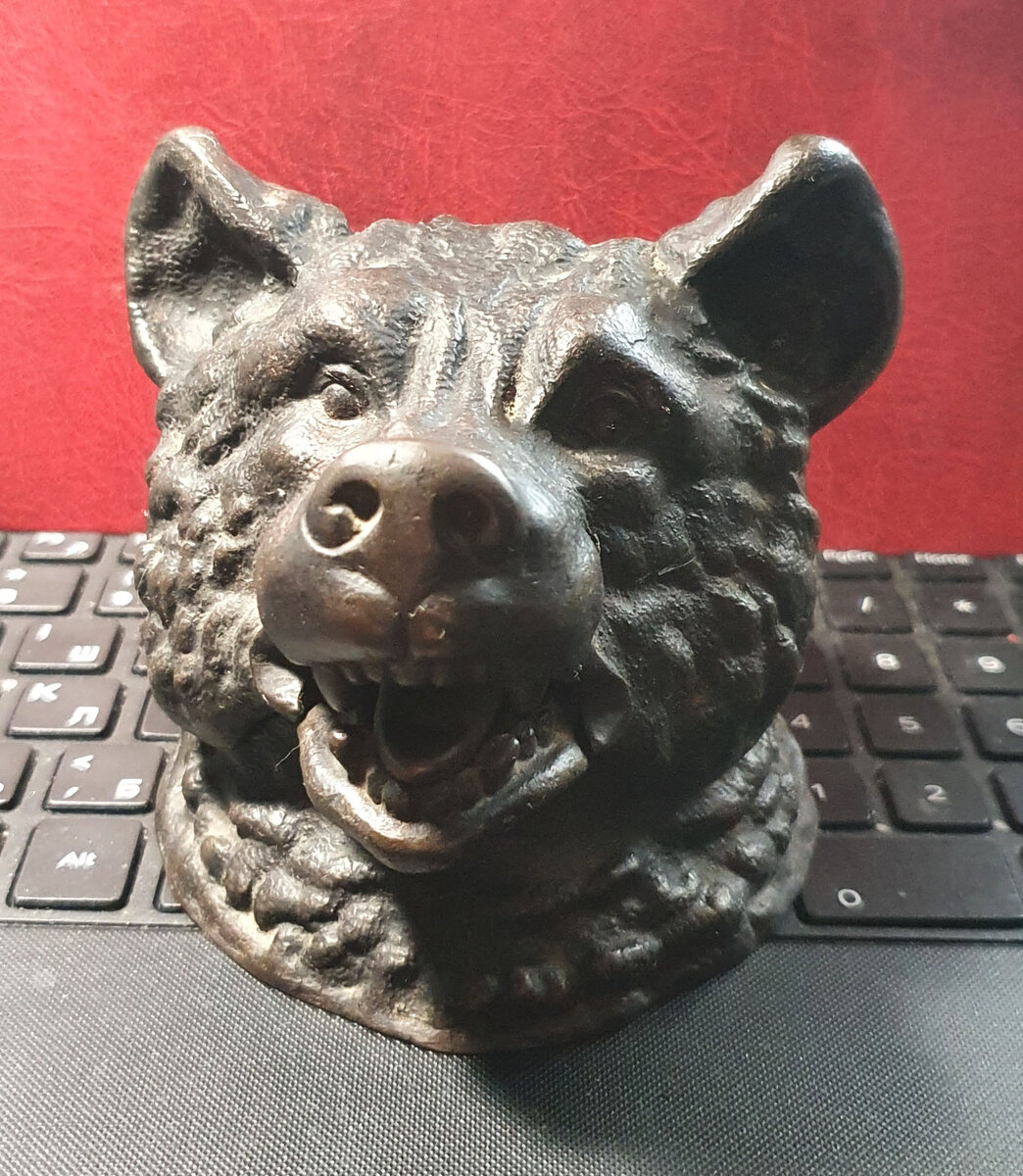 чернильница с откидной крышкой