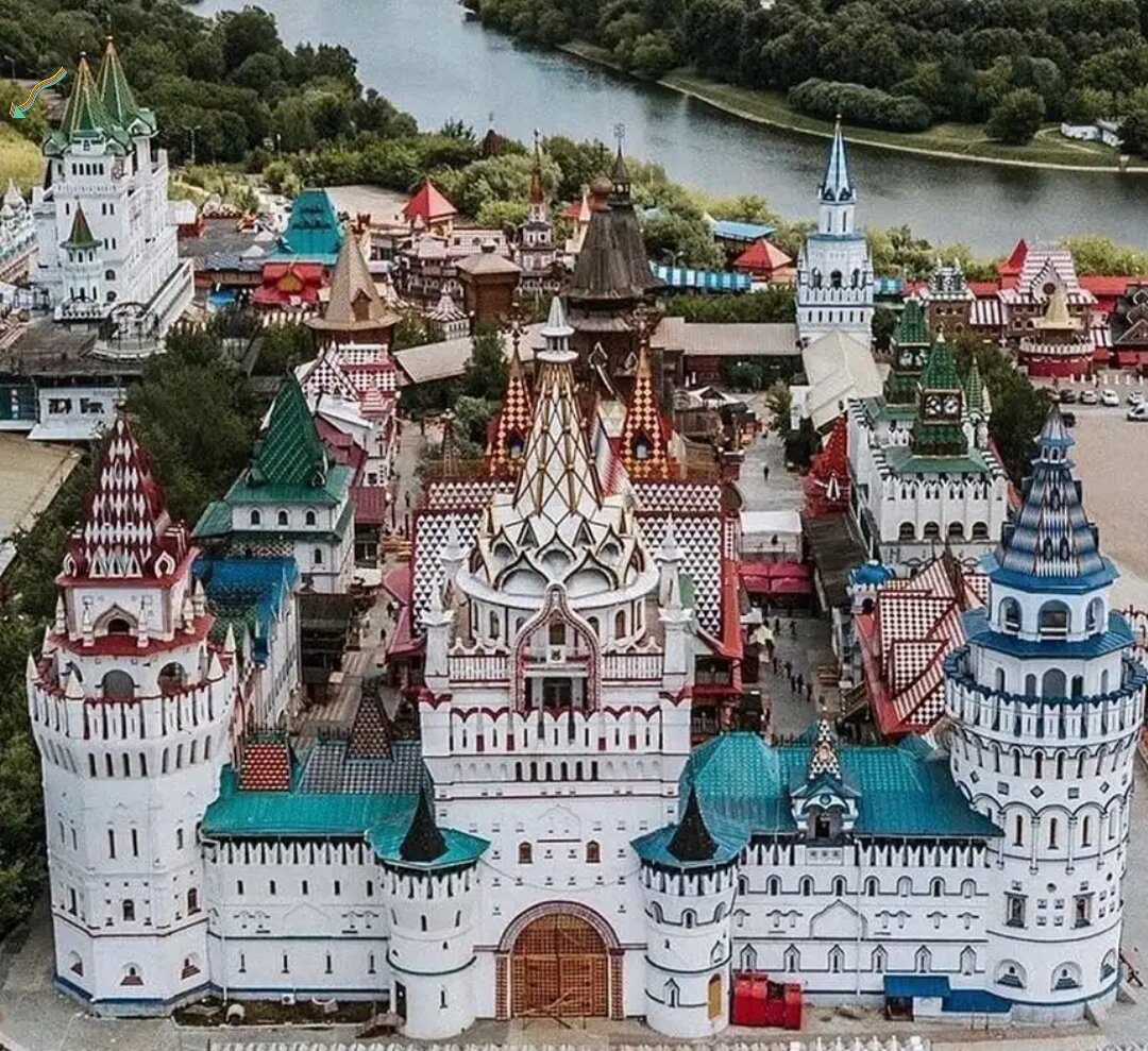 Замок в москве