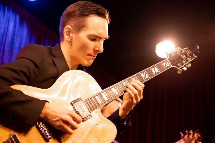 Олег Максимов.