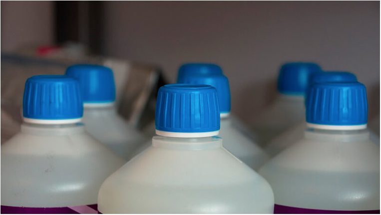 ПРЕПАРАТЫ, ПРЕДСТАВЛЕННЫЕ НА РЫНКЕ, РЕШАЮТ, КАК УЗКОПРОФИЛЬНЫЕ, ТАК И СТАНДАРТНЫЕ ПРОБЛЕМЫ КАНАЛИЗАЦИОННЫХ СИСТЕМ