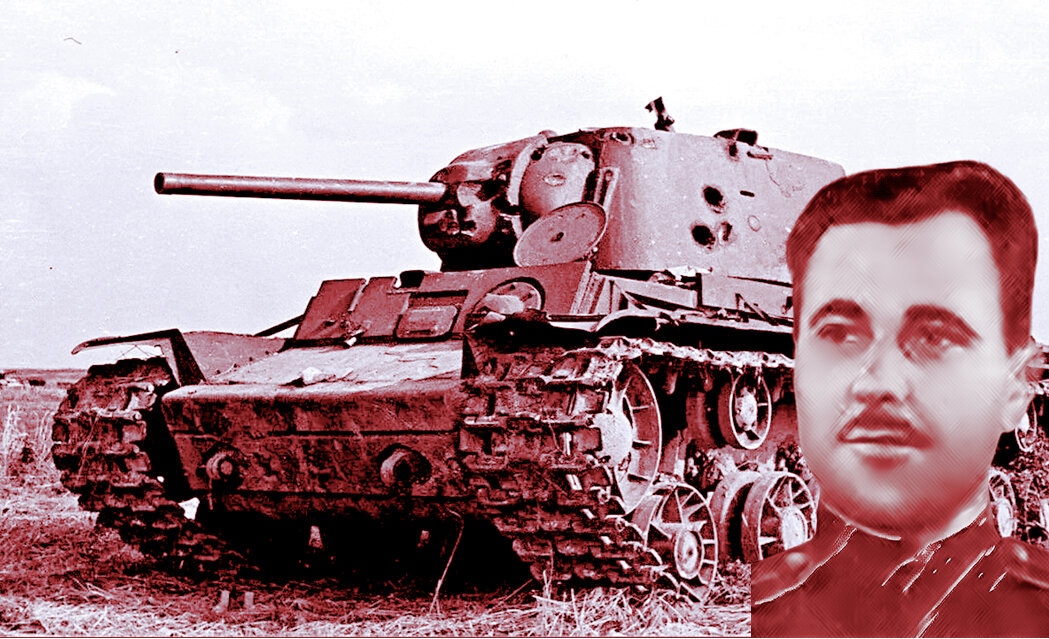 Мастер танкового боя И. И. Корольков на фоне боевой машины КВ.