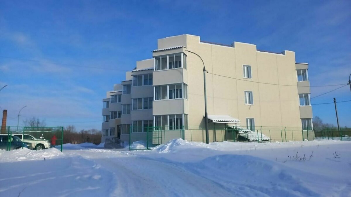     За последние 30 лет это первый многоквартирный дом в селе Лермонтовка Бикинского района. Жилье здесь не возводили с середины 90-х годов прошлого века.