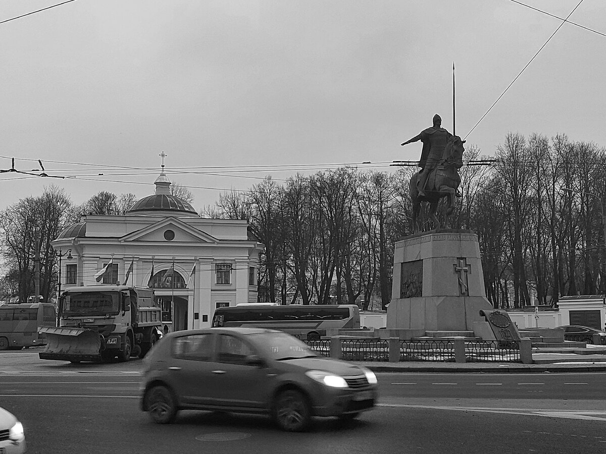 Памятник Александру Невскому 