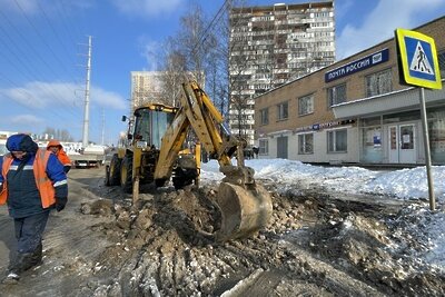    Устранение прорыва водопровода в Одинцове ©