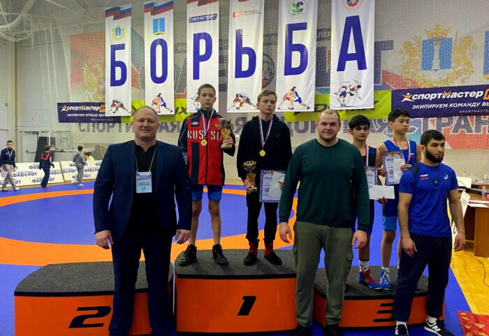    Оренбуржцы на первенстве ПФО по вольной борьбе завоевали 11 медалей Кристина Просвиркина