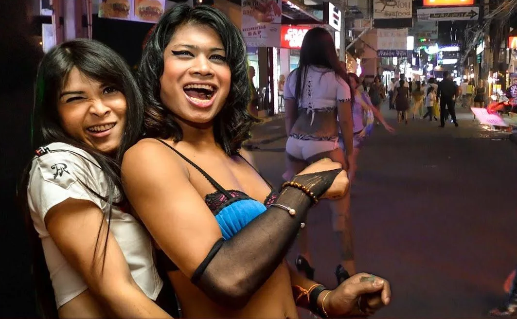 Тай леди бой. Тайские ледибои Волкин стрит. Леди бой Паттайя. Walking Street ladyboy Паттайя. Паттайя Волкин стрит трансвеститы.