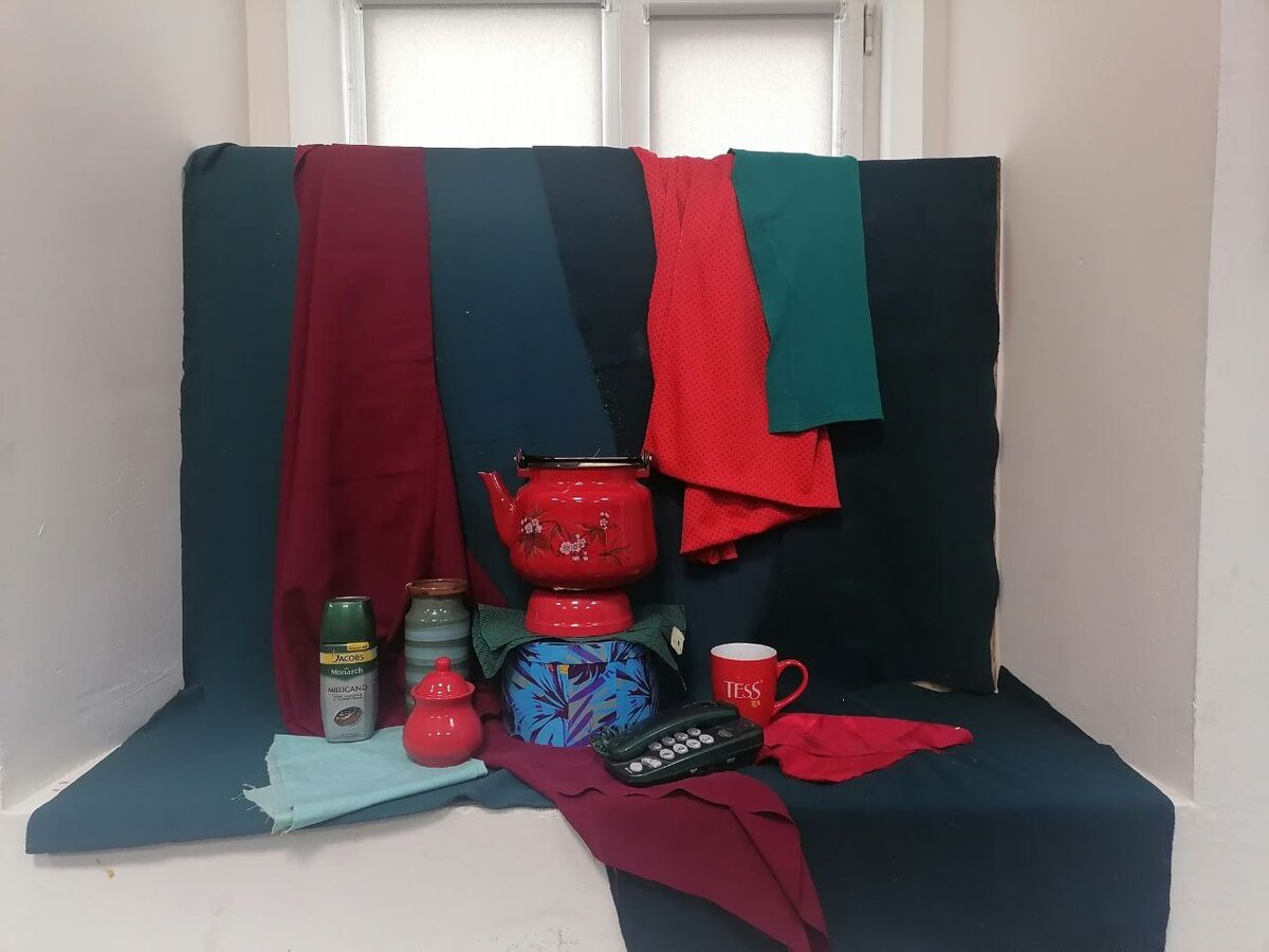 Натюрмортная постановка для живописи темперными красками для 1 курса