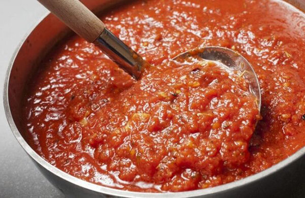 Томатный соус, рецепт которого вы видите ниже, назван по имени сорта помидоров.-5