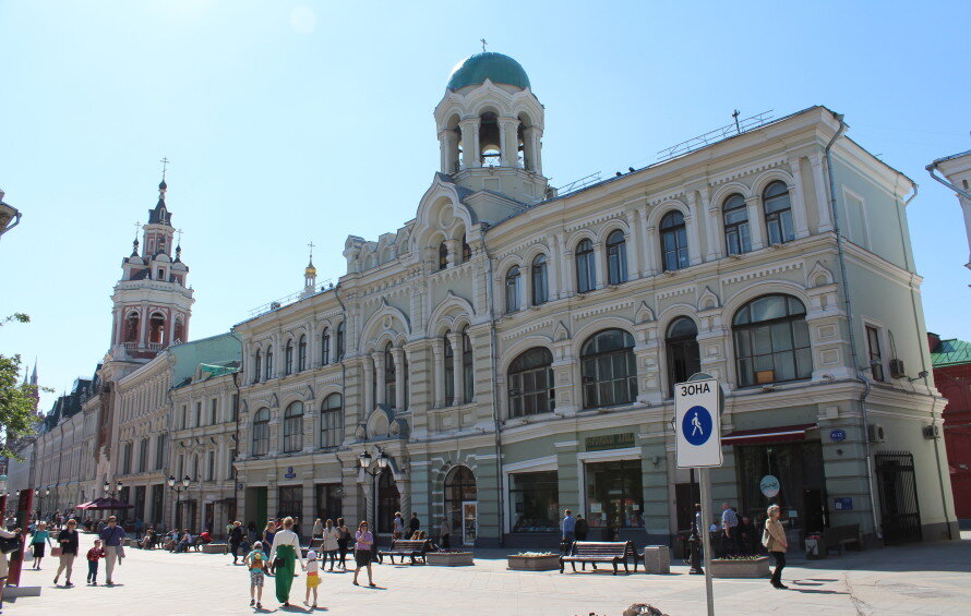 монастырь на никольской улице в москве. заиконоспасский мужской монастырь москва. монастырь на никольской улице. николо-греческий монастырь на никольской. заиконоспасский монастырь славяно-греко-латинская академия.