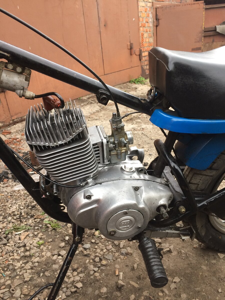 Как блестит-то, а? )