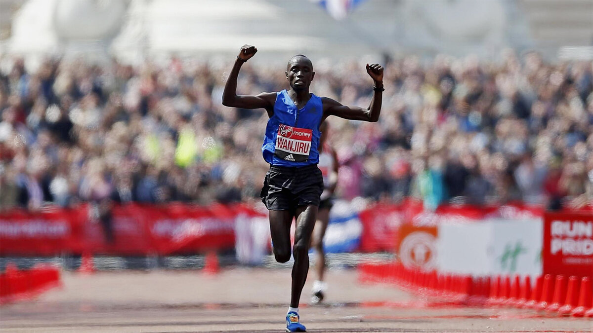 Даниэль Ванджиру — победитель Лондонского марафона — 2017. Фото: Reuters / Matthew Childs / standard.co.uk