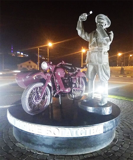 А. Шишков. Памятник Павлу Кирилловичу Гречихину