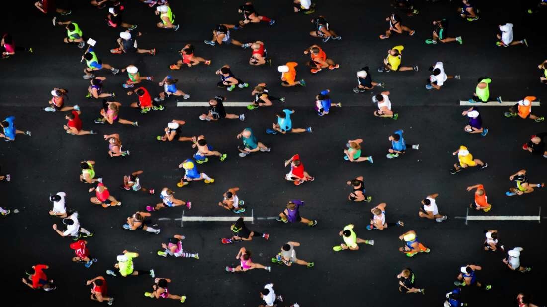 На следующих Олимпийских играх расстояние увеличилось до 25 миль, и хотя все последующие марафоны были в районе именно 25 миль, стандартное расстояние никогда не устанавливалось.