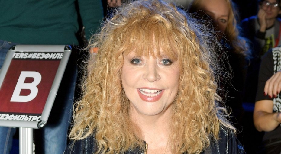 Казалось бы, ты же и так соберешь полный зал! Зачем тебе деньги госкорпораций