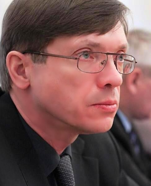 
  Алексей Корягин,                     
  председатель Объединения потребителей России 

                      