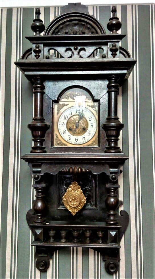 Старинные часы...